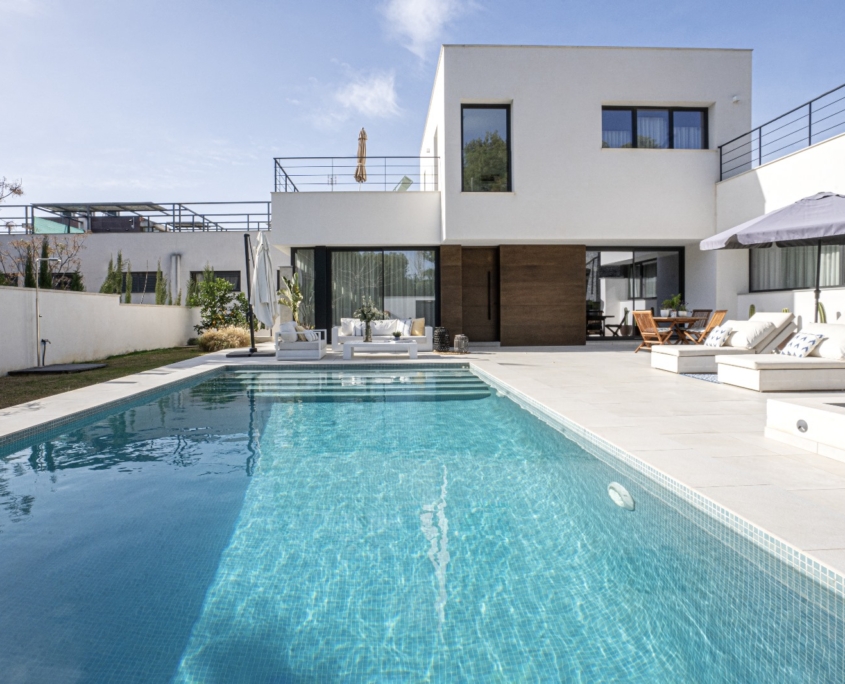 ecdc5145-786d-49f0-9abc-1ed68fd5199f